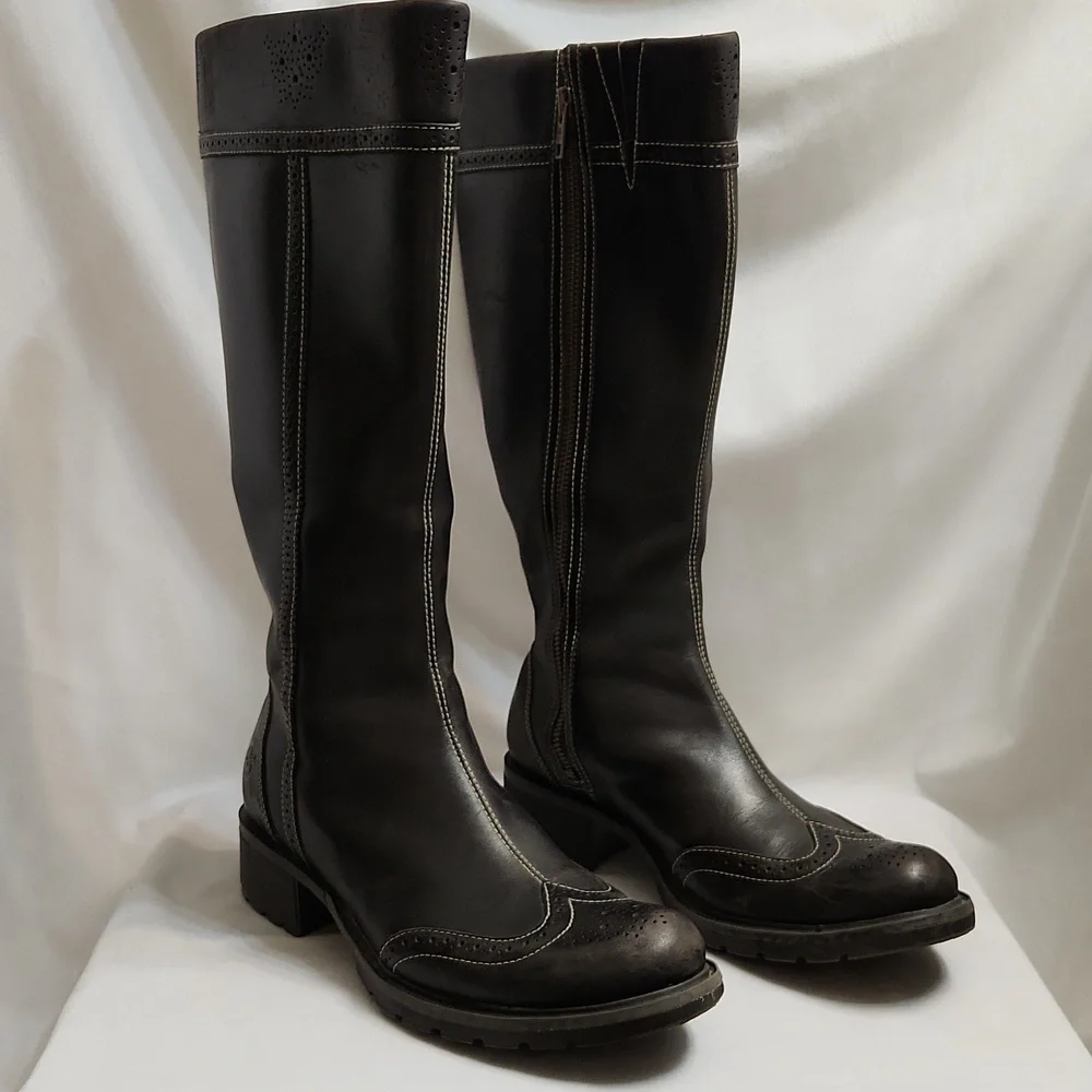 Timberland Tall Wingtip Leather Heeled Boots (W Size 7.5) - Picture 2 of 16